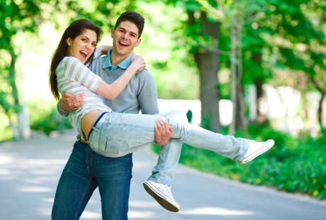 Ini Caranya Bikin Pasutri Lengket Terus