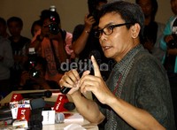Selain menetapkan Anas sebagai tersangka, KPK juga mencekal mantan anggota KPU tersebut ke luar negeri. Ramses/detikFoto.
