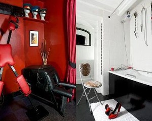 Villa di London Sediakan Kamar untuk Bercinta ala Fifty Shades of Grey