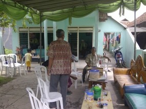 Duka di Rumah Keluarga TNI yang Tewas di Papua