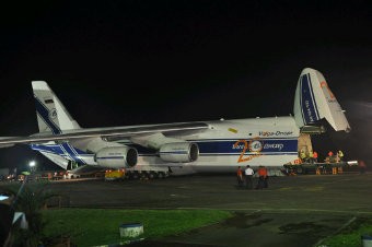2 Pesawat Tempur Sukhoi Mendarat di Lanud Sultan Hasanuddin Makassar 2 Pesawat Tempur Sukhoi Mendarat di Lanud Sultan Hasanuddin Makassar