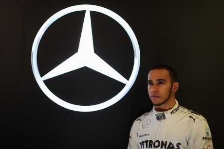 Hamilton Ingin Menang karena Kerja Keras, Bukan berkat Dewi Fortuna