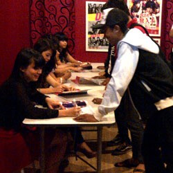 Meriahnya Acara Book Signing JKT48
