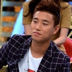 Gary Running Man Hidup Sehat dengan Sarapan Apel Tiap Hari