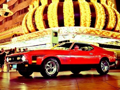 10 Mobil James Bond yang Bisa Anda Miliki