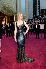 Keanggunan Para Selebriti di Red Carpet Oscar 2013 (Part 2)