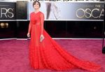 Parade Gaun Merah di Red Carpet Oscar 2013