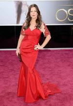 Parade Gaun Merah di Red Carpet Oscar 2013
