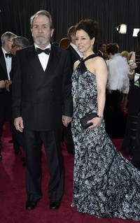 Tommy Lee Jones hadir bersama istrinya Dawn Laurel-Jones. FrazerHarrison/Getty Images.