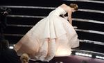 Ups! Jennifer Lawrence Jatuh di Panggung Oscar 2013