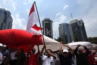 Mereka mendesak Menteri ESDM Jero Wacik agar pengeloaan migas Blok Mahakam diserahkan kepada Pertamina sejak 1 April 2017, karena pengelolaan oleh asing berakhir 31 Maret 2017.