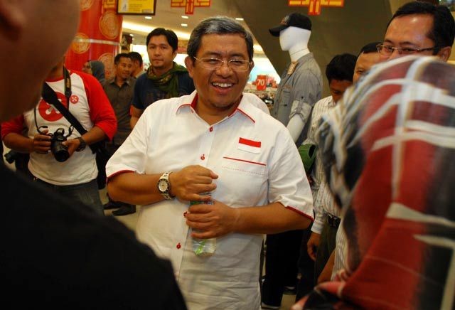Menang di Quick Count, Ini Harapan Aher ke Deddy
