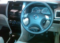 Sementara itu, dimensi mobil ini meliputi 4.420x1.695x1.825 mm dengan wheelbase 2.695 mm. Untuk sasisnya, ZNA mengaplikasi sasis monokok untuk mobil ini.