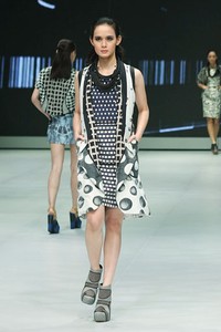 Jakarta, Indonesia - 14 Februari. Sofie Algorithmic. Indonesia Fashion Week 2013 at Jakarta Convention Center. 14 Februari 2013. Senayan. Jakarta. [Foto: Mohammad Abduh/Wolipop]