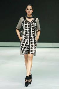 Jakarta, Indonesia - 14 Februari. Sofie Algorithmic. Indonesia Fashion Week 2013 at Jakarta Convention Center. 14 Februari 2013. Senayan. Jakarta. [Foto: Mohammad Abduh/Wolipop]