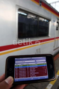 Mau Tahu Jadwal KRL, Cukup Lihat Ponsel