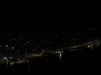 Tepi perairan di Hong Kong pun tetap terlihat gemerlap (Shafa/detikTravel)