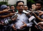Komisioner OJK Firdaus Djaelani Diperiksa KPK