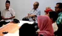 Para korban pelanggaran HAM ini mendesak presiden segera menerbitkan Kepres Pembentukan Pengadilan HAM Ad Hoc.