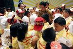 Ahok Diukur Dokter Kecil