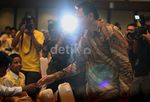 Ahok Diukur Dokter Kecil