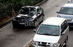 Mobil Kedutaan Asing Melenggang di Jalur Busway
