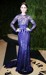 Gaya Glamor Lily Collins
