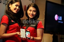 Optimus G, Ponsel Empat Otak LG