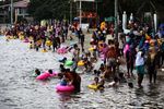 Pengadilan Tolak Gugatan Masuk Pantai Ancol Gratis