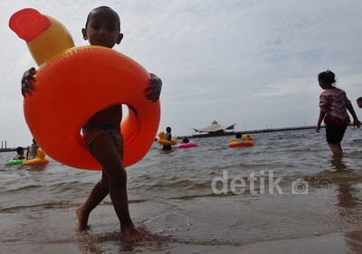 Pengadilan Tolak Gugatan Masuk Pantai Ancol Gratis