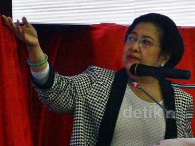Mega Sambangi DPR, Beri Wejangan Soal Migas