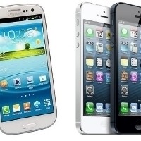 Kalahkan iPhone 5, Galaxy S III Jadi Ponsel Terbaik