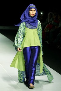 Jenahara Nasution The Tuareg. Fashion Show Parade INFINITELY COVERED. Indonesia Fashion Week 2013 at Jakarta Convention Center. 15 Februari 2013. Senayan. Jakarta. [Foto: Mohammad Abduh/Wolipop]