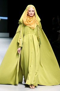 Jenahara Nasution The Tuareg. Fashion Show Parade INFINITELY COVERED. Indonesia Fashion Week 2013 at Jakarta Convention Center. 15 Februari 2013. Senayan. Jakarta. [Foto: Mohammad Abduh/Wolipop]