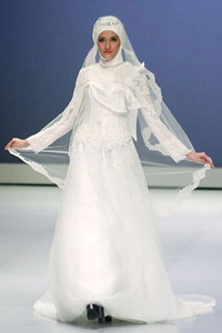 Misan Kopaka Western Romanticism. Fashion Show Parade INFINITELY COVERED. Indonesia Fashion Week 2013 at Jakarta Convention Center. 15 Februari 2013. Senayan. Jakarta. [Foto: Mohammad Abduh/Wolipop]