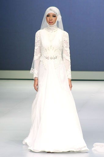 Misan Kopaka Western Romanticism. Fashion Show Parade INFINITELY COVERED. Indonesia Fashion Week 2013 at Jakarta Convention Center. 15 Februari 2013. Senayan. Jakarta. [Foto: Mohammad Abduh/Wolipop]