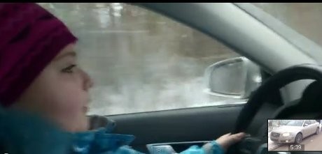 Belajar Nyetir, Gadis 8 Tahun Pacu Mobil Hingga 100 Km/Jam