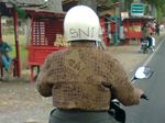 Helm dengan Tulisan SNI