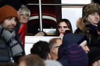 Wajah tegang Victoria yang tak dapat disembunyikan. AFP/Kenzo Tribouillard.