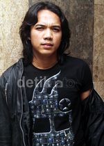 Zian Zigaz Masih Cari Yuriko