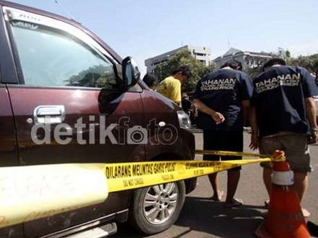 Polisi Gerebek Tempat Mutilasi Mobil di Bogor