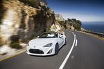 Toyota 86 Versi Atap Terbuka