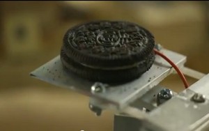 Gara-gara Tak Suka Krim, Pria Ini Ciptakan Mesin Pembuang Krim Oreo