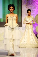 Fashion Show Wedding Jemima Adhining Prameswari