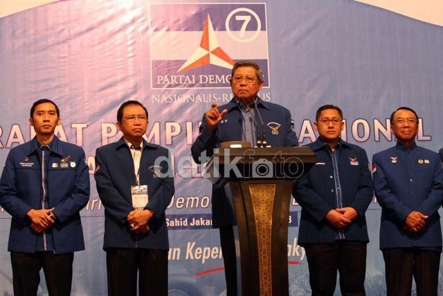  Usai Kumpulkan 33 DPD PD, SBY Tinggalkan Cikeas