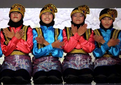 Tarian Tradisional Meriahkan Wedding Expo