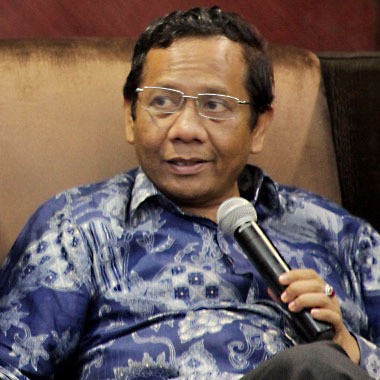 Mahfud MD: Saat Ini Tak Ada Keharusan KPK Menahan Anas