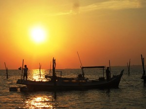 Siapa Sangka, Negeri Laskar Pelangi Punya Sunrise Secantik Ini