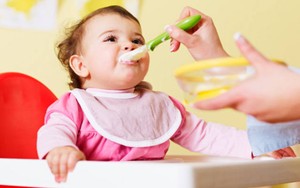 Piring Berbahan Silikon Paling Aman Untuk Anak-anak