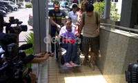 Ashanty akhirnya diperbolehkan pulang dari rumah sakit pada Kamis (28/2/2013). (dok. detikHOT).
